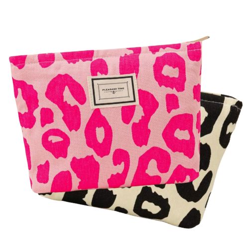 Zum Weltfrauentag: Dein gratis Kosmetik-Etui